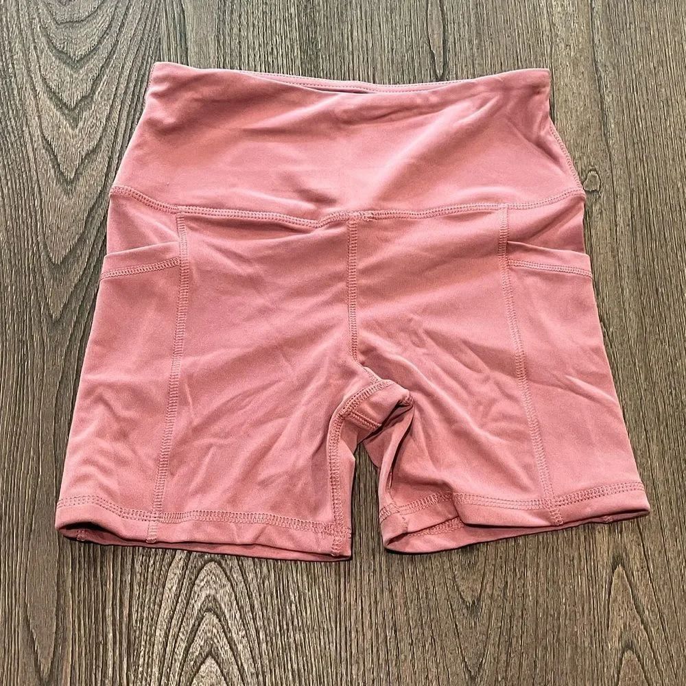 NWOT Forever21 Rose Pink Athletic Bike Shorts Size S